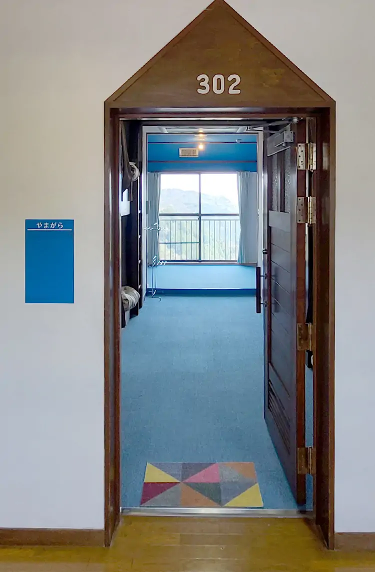 客室(ドミトリールーム)の様子