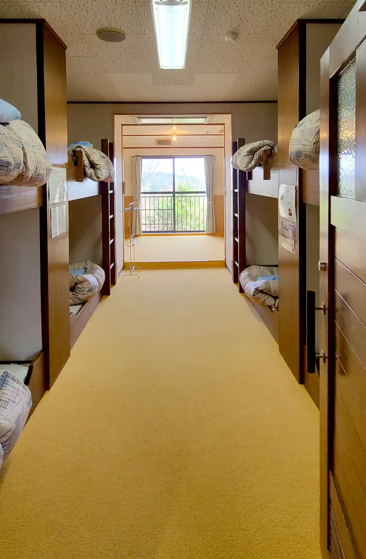 客室(ファミリールーム)の様子