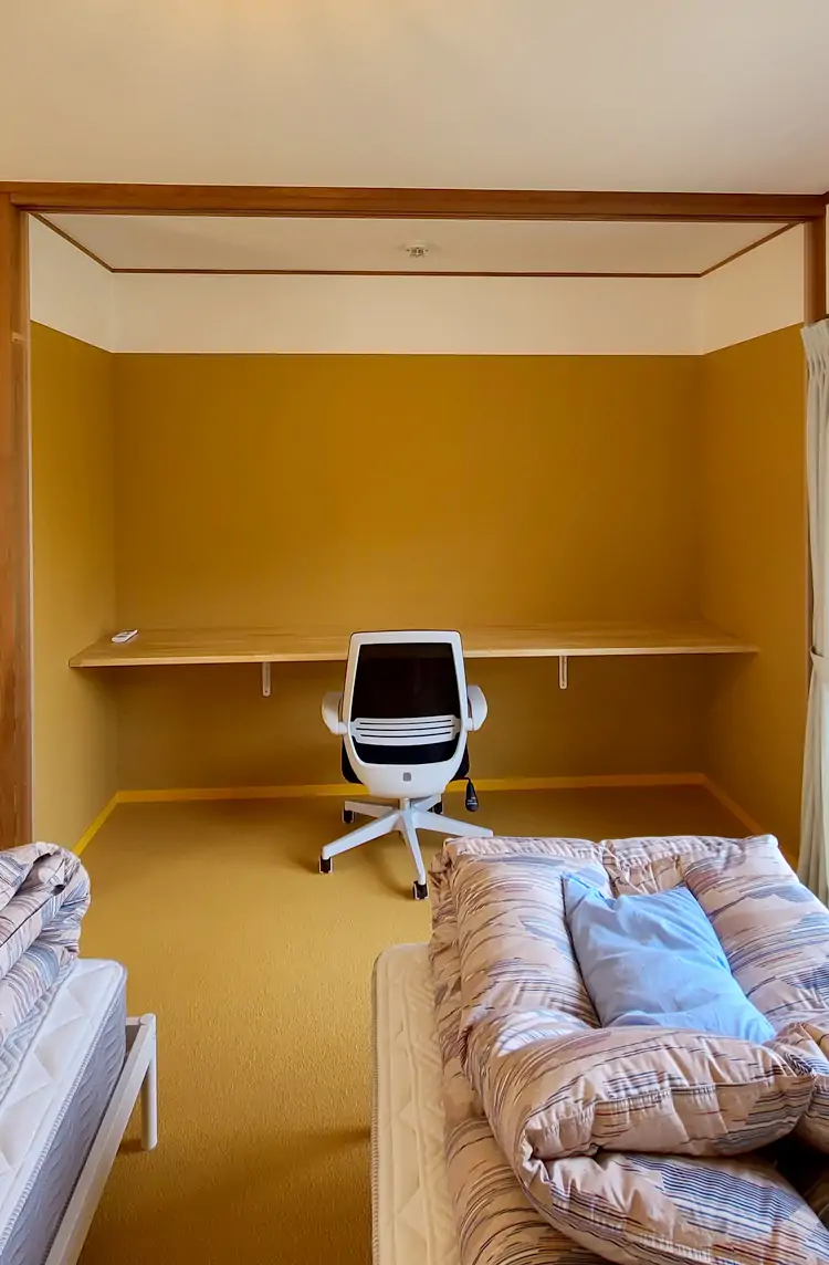 客室(ツインルーム)の様子